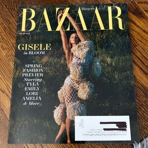Harper’s Bazaar Magazine - February 2024 - Gisele - NEVER READ fashion magazines